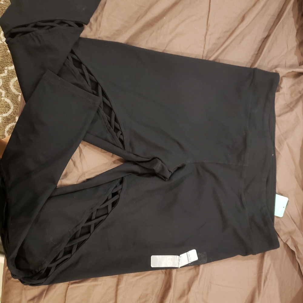 Brand new workout yoga pants - Picture 5 of 5